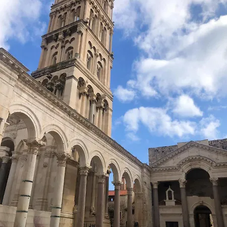 Nono And Nona In Diocletians Palace Апартаменты